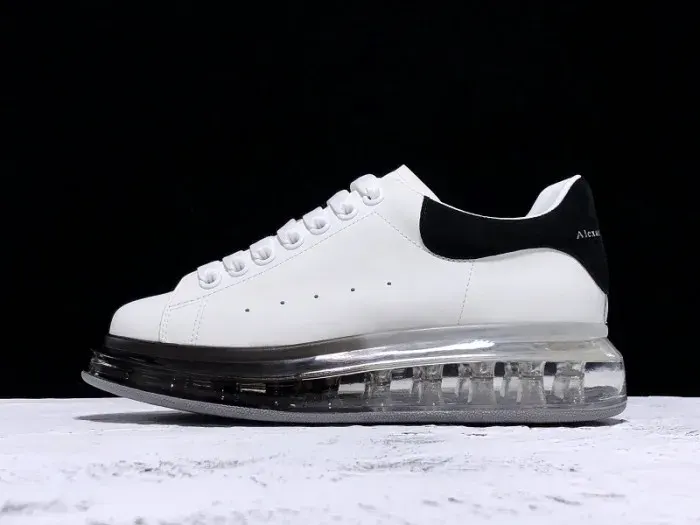 Alexander McQueen Sneaker
