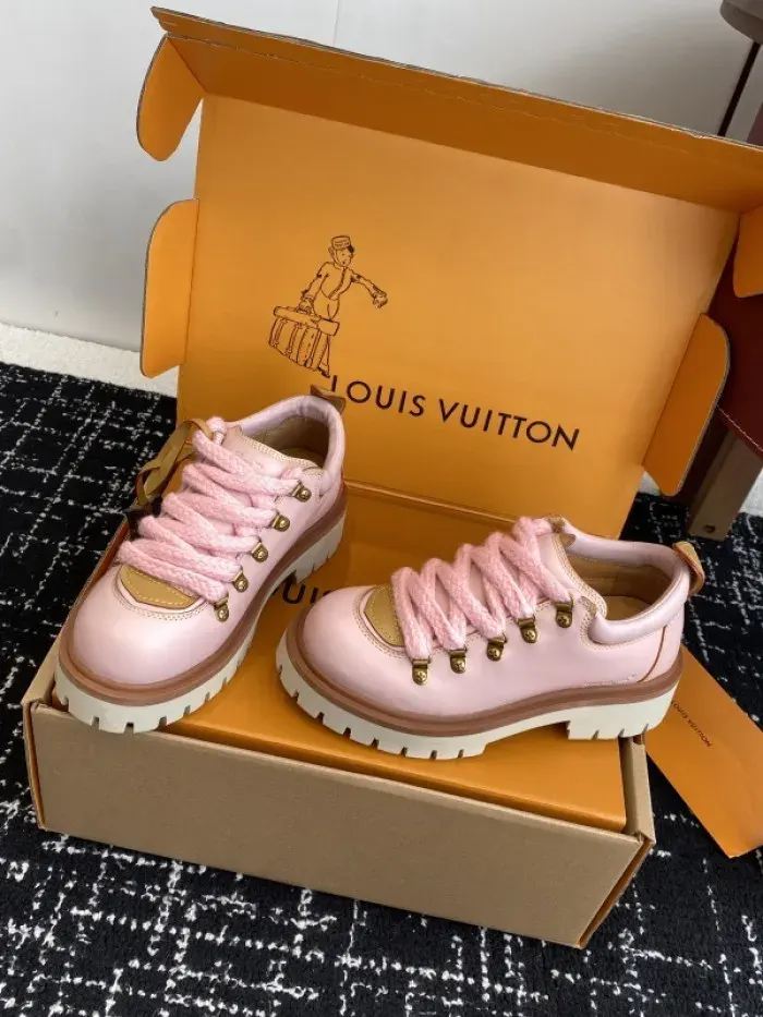 Louis Vuitton Sneaker
