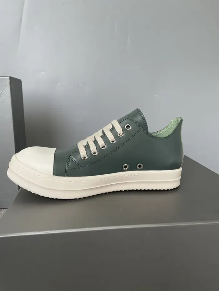 Rick Owens, alternate view