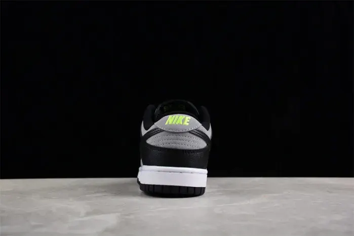 Nike Dunk Low 'Black Grey Green Strike' Fq2205-001, alternate view