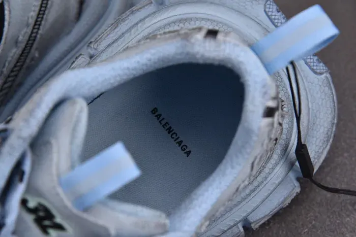 Balenciaga Sneaker, alternate view