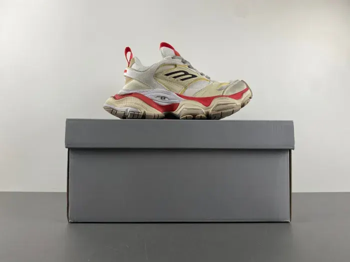Balenciaga Sneaker, alternate view