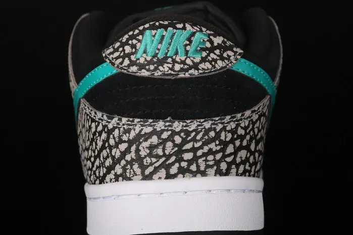 Nike Sb Dunk Low Pro "Elephant" Bq6817-009, alternate view