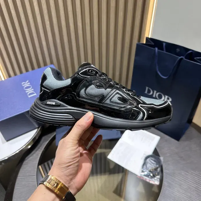 Dior Sneaker