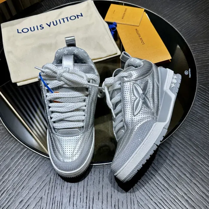 Louis Vuitton Sneaker