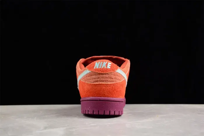 Nike Sb Dunk Low “Mystic Red” Dv5429-601, alternate view