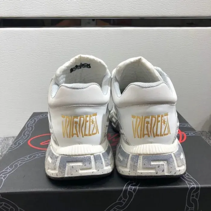 Vse Sneaker, alternate view