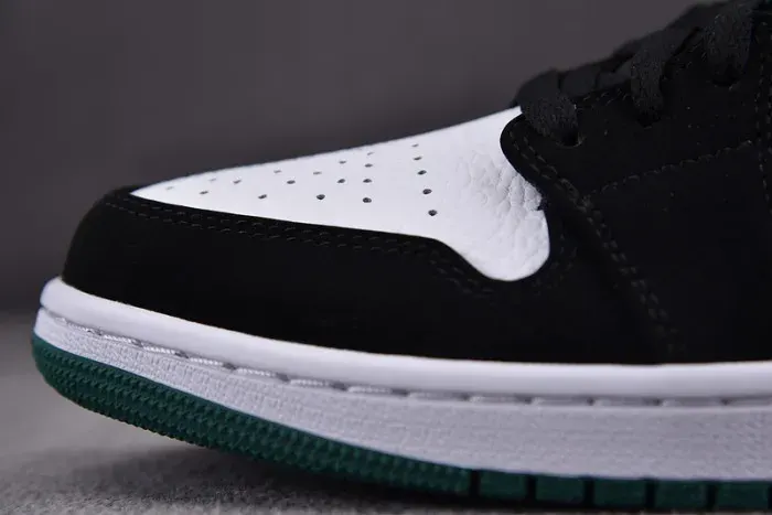 Air Jordan Low 553558-113, alternate view