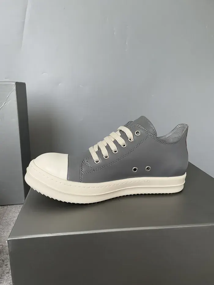 Rick Owens, alternate view