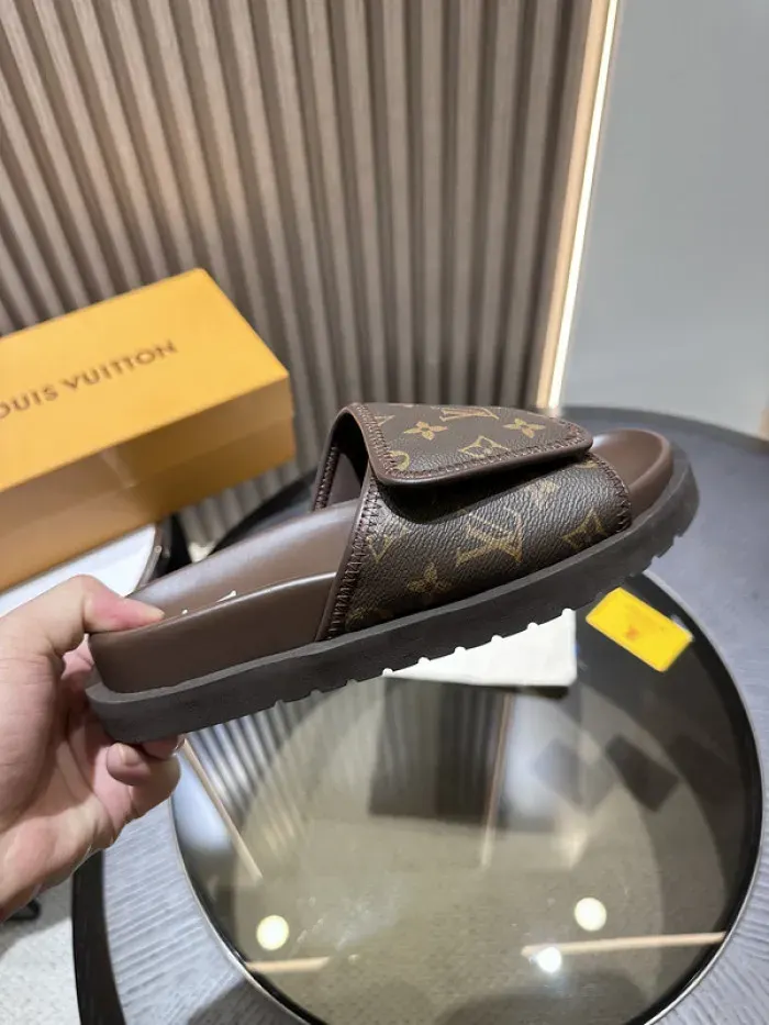 Louis Vuitton Sandal, alternate view
