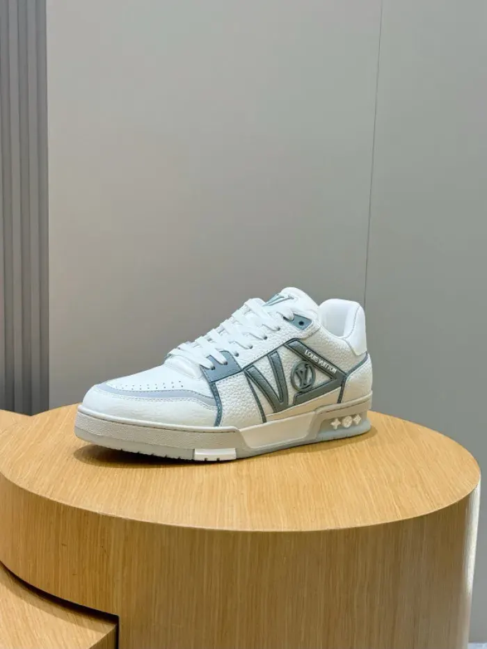 Louis Vuitton Sneaker
