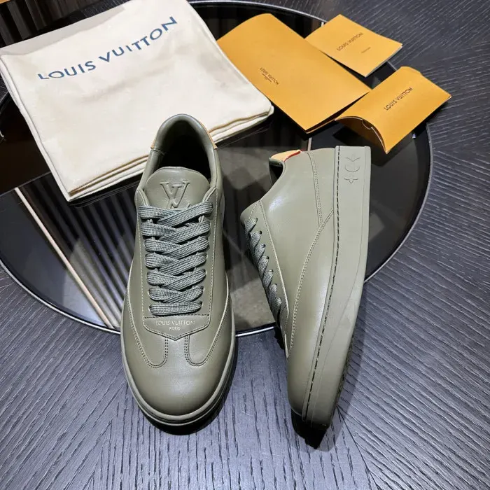 Louis Vuitton Sneaker