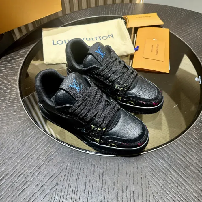 Louis Vuitton Sneaker, alternate view