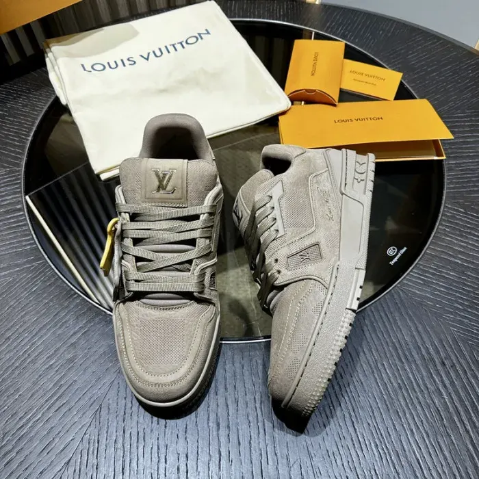 Louis Vuitton Sneaker