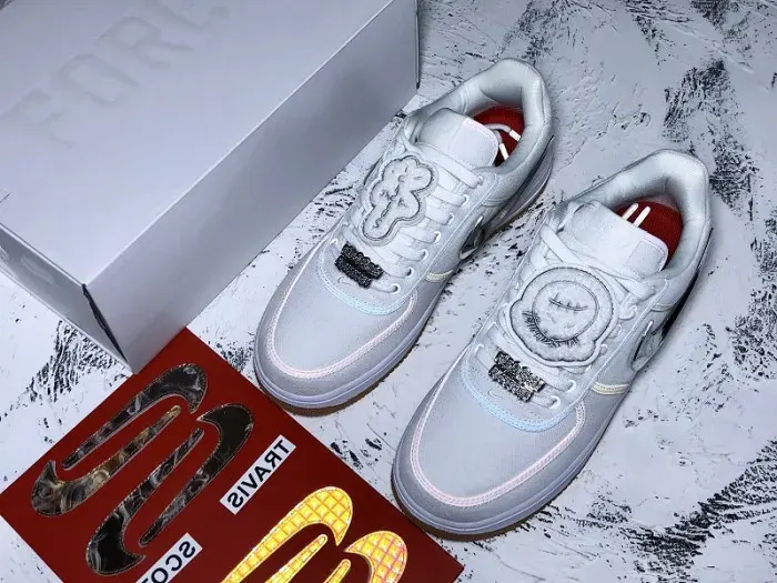 Air Force 1 Low Travis Scott (Af100) - Aq4211-100, alternate view