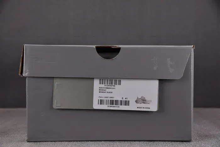 Balenciaga Sneaker, alternate view